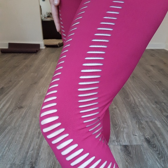 Hot pink open back jumpsuit - Picture 3 of 3